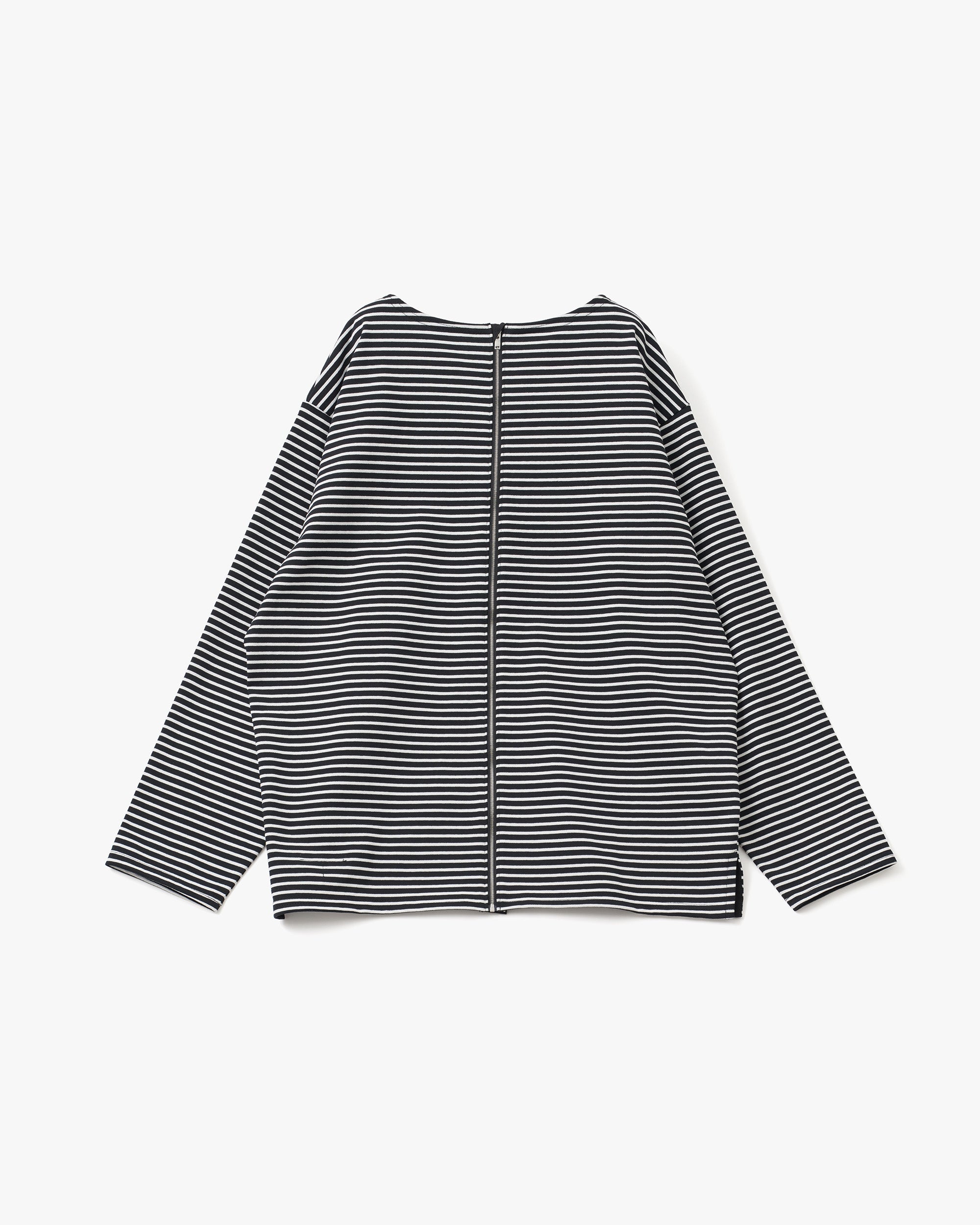 picabる front/back shirt
