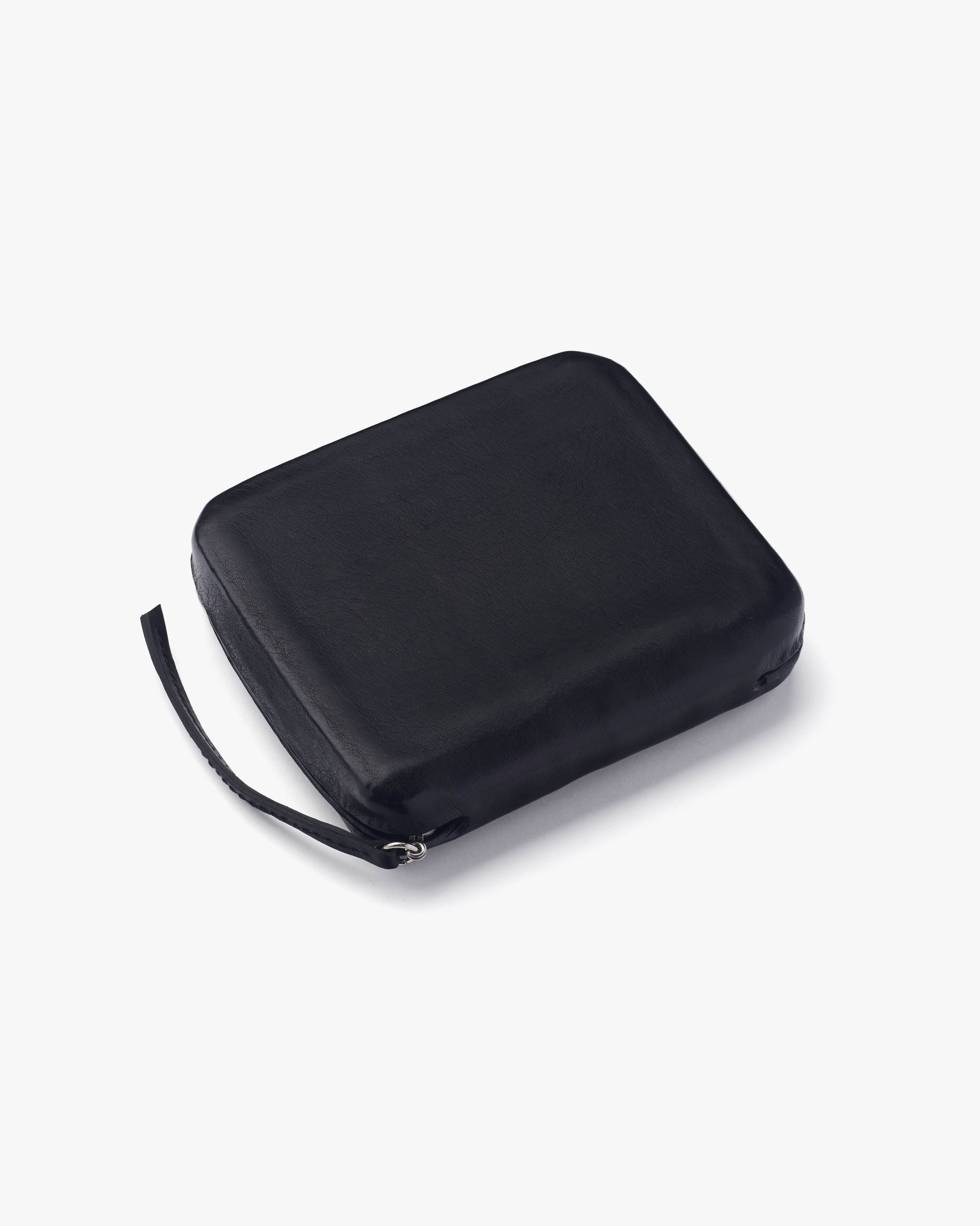 beta post | Molded Half Wallet