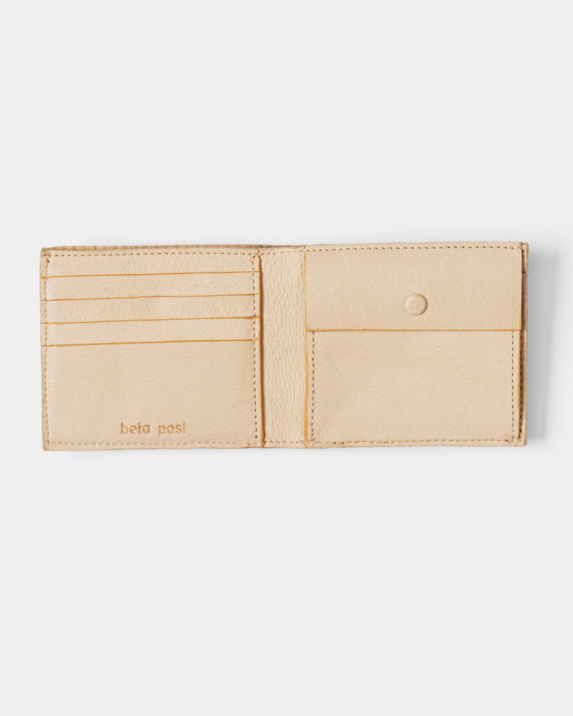 Cardboard Leather Half Wallet
