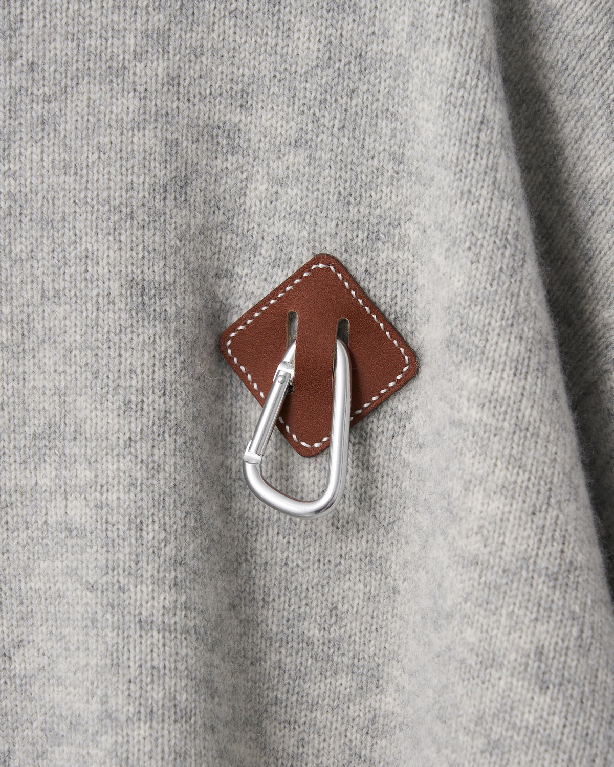 Karabiner Sweater